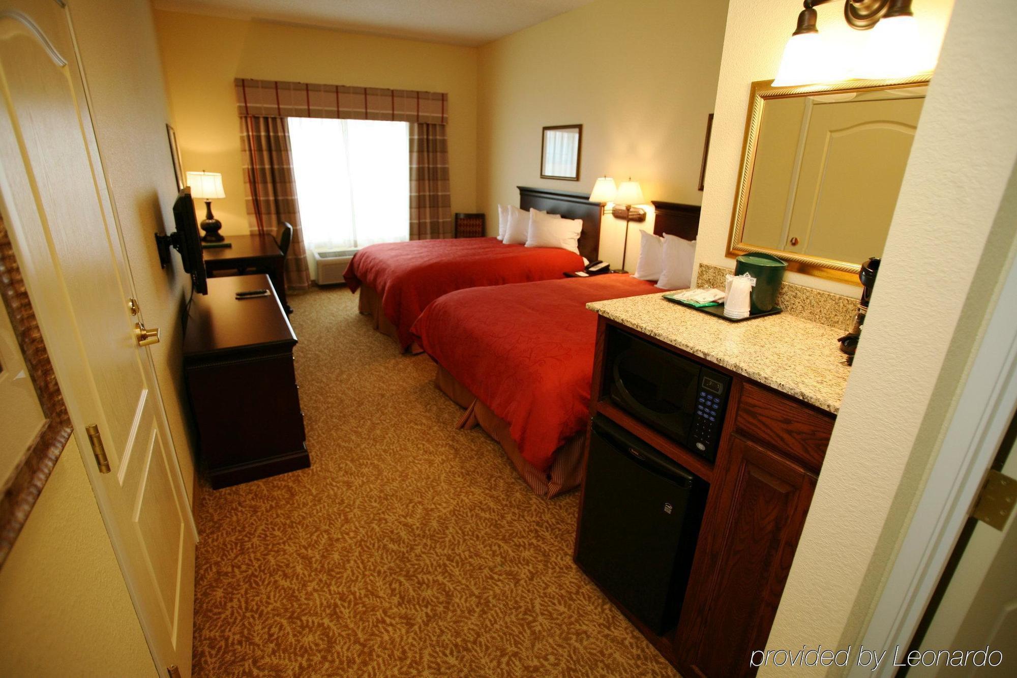 Country Inn & Suites By Radisson, Kansas City At Village West, Ks Bonner Springs Номер фото